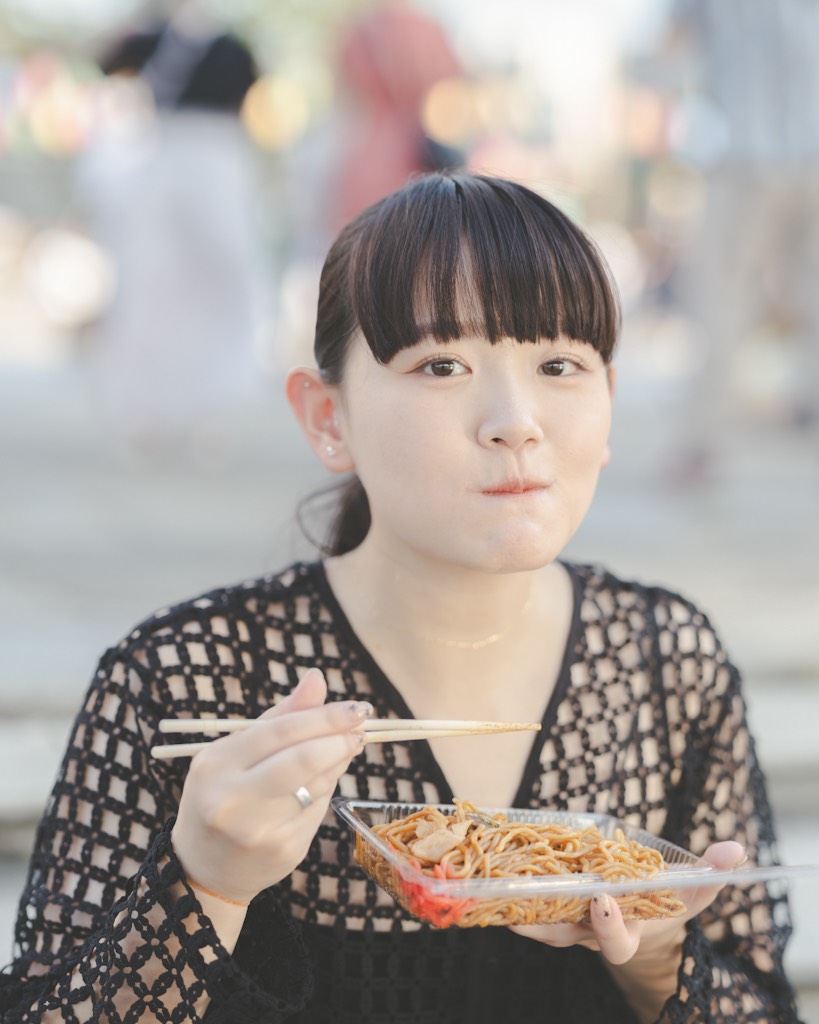 【#朝起きて一番にすることは】
#吉松磨黎 
<a href="/mireiyoshimatsu/">吉松 磨黎（よしまつ みれい）</a>

私は朝起きたら二度寝します笑
ちゃんと起きたら最初は水を飲みますね。
それから朝ごはんはしっかり食べたい派なのでその準備をします🍚