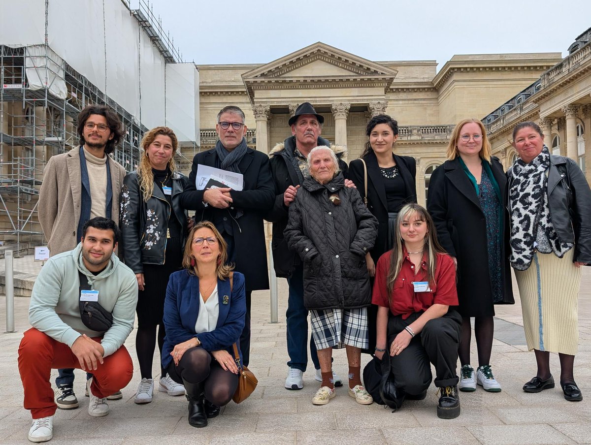 Ritchy Thibault, interdit d'accès à l'Assemblée nationale, dans le périmètre de l'Assemblée, au côté d'Olivier Faure <a href="/faureolivier/">Olivier Faure</a> , hier 29 octobre...
De quoi donner toutes les chances à la proposition de résolution d'aboutir.
Une fois de plus, notre travail saccagé par LFI