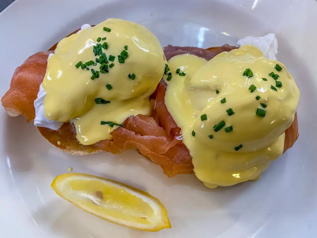 norfolklocal's tweet photo. ☕️ Love breakfast? Then you'll adore Beforenoon Tea at The Assembly House! From savoury scones to whimsical pastries, it's a morning feast like no other. Read my review for the full scoop! #BeforenoonTea #AssemblyHouse #BreakfastAdventure https://t.co/v3p4ttFbD2 https://t.co/R036LKiVw8