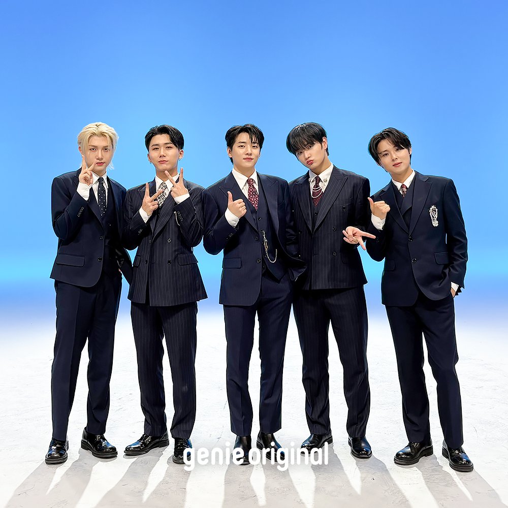 [🔔GUEST] #DKZ #디케이지 <a href="/dkz_dy/">DKZ OFFICIAL</a>

DKZ와 함께하는 퍼포맛집 Just Dance😎

섹시한 매력으로 돌아온 DKZ의 #저스트댄스
오늘 저녁 7시 지니에서 만나요✨

📁10.31(Fri) 7PM #Just_Dance DKZ 편
✨셀카선물📷 instagram.com/genieoriginal/
_
#ReplayMyAnthem #TASTY #genieoriginal