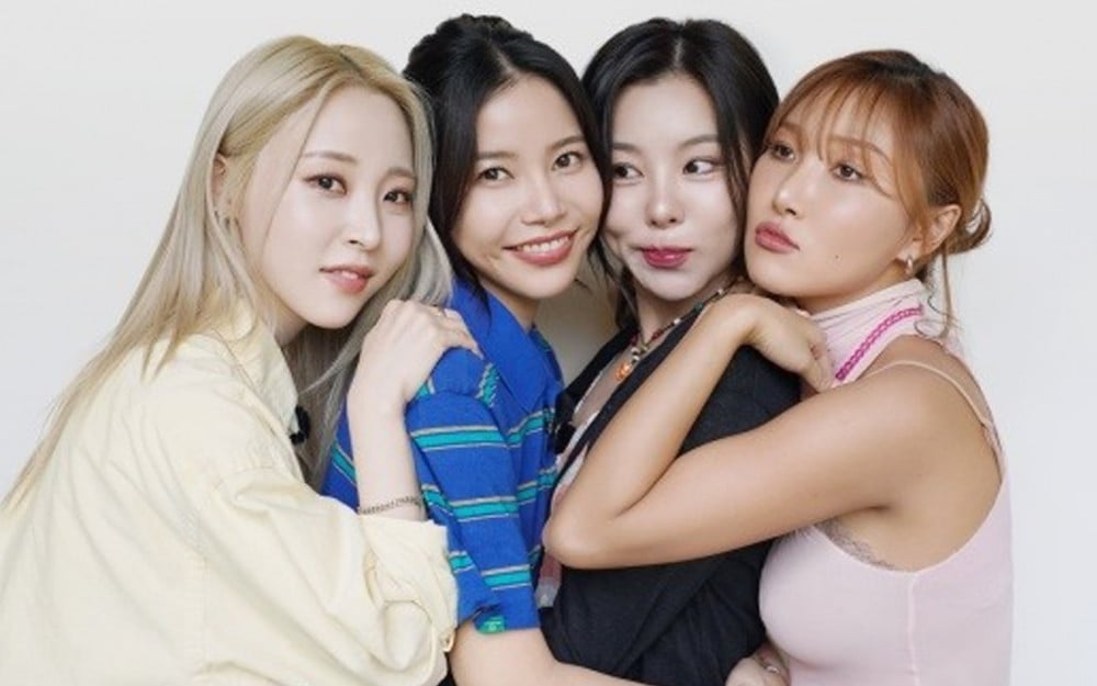 [News - #Mamamoo] 251030

RBW announced that Mamamoo will comeback with an album on June 2026, then go on a world tour that will start with concerts in South Korea.

🔗m.entertain.naver.com/home/article/4…