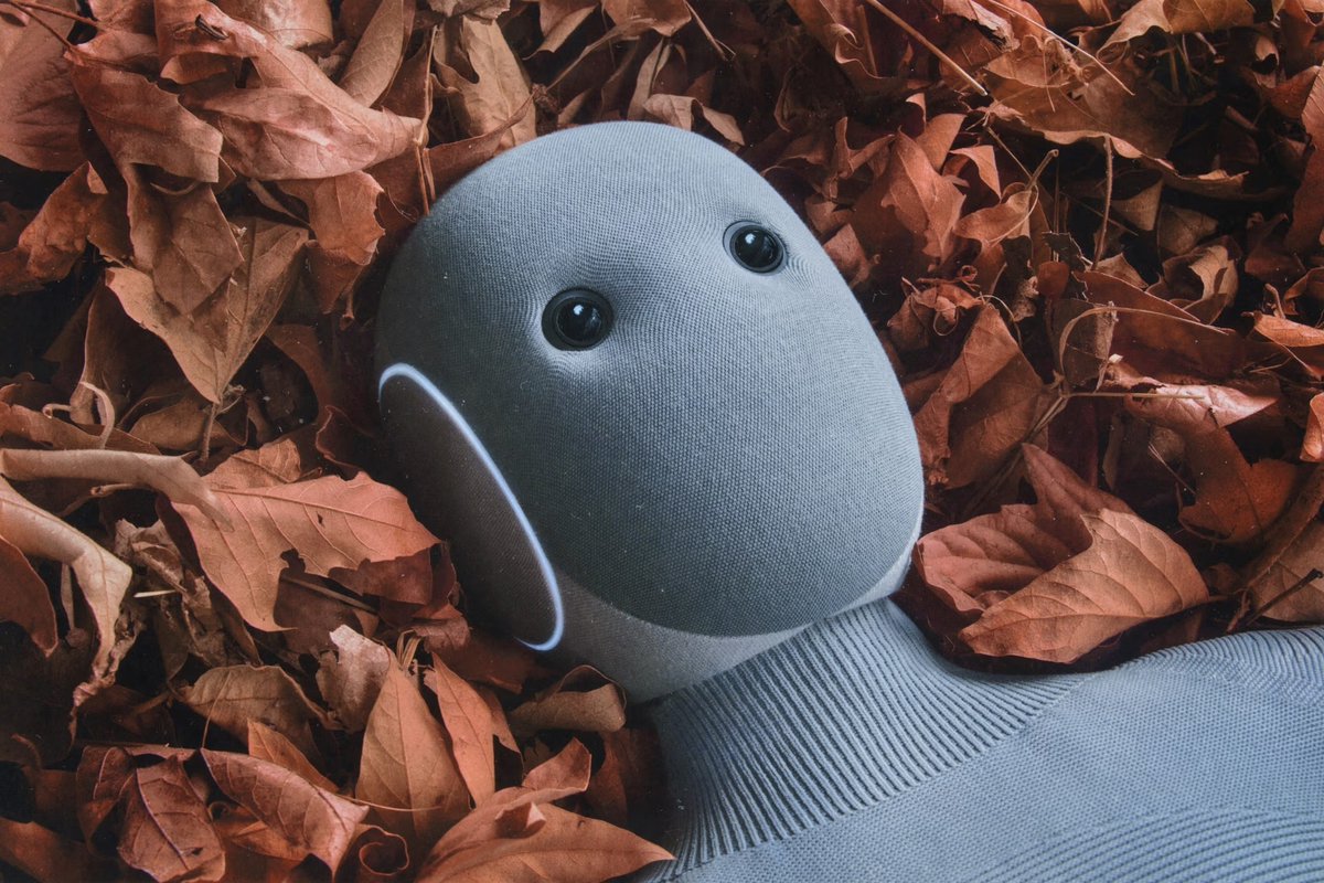 dohypemyhustle's tweet image. what&apos;s the neo robot thinking? Wrong answers only!