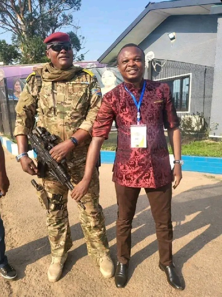 FMuziongo's tweet image. Position 🤣🤣🤣