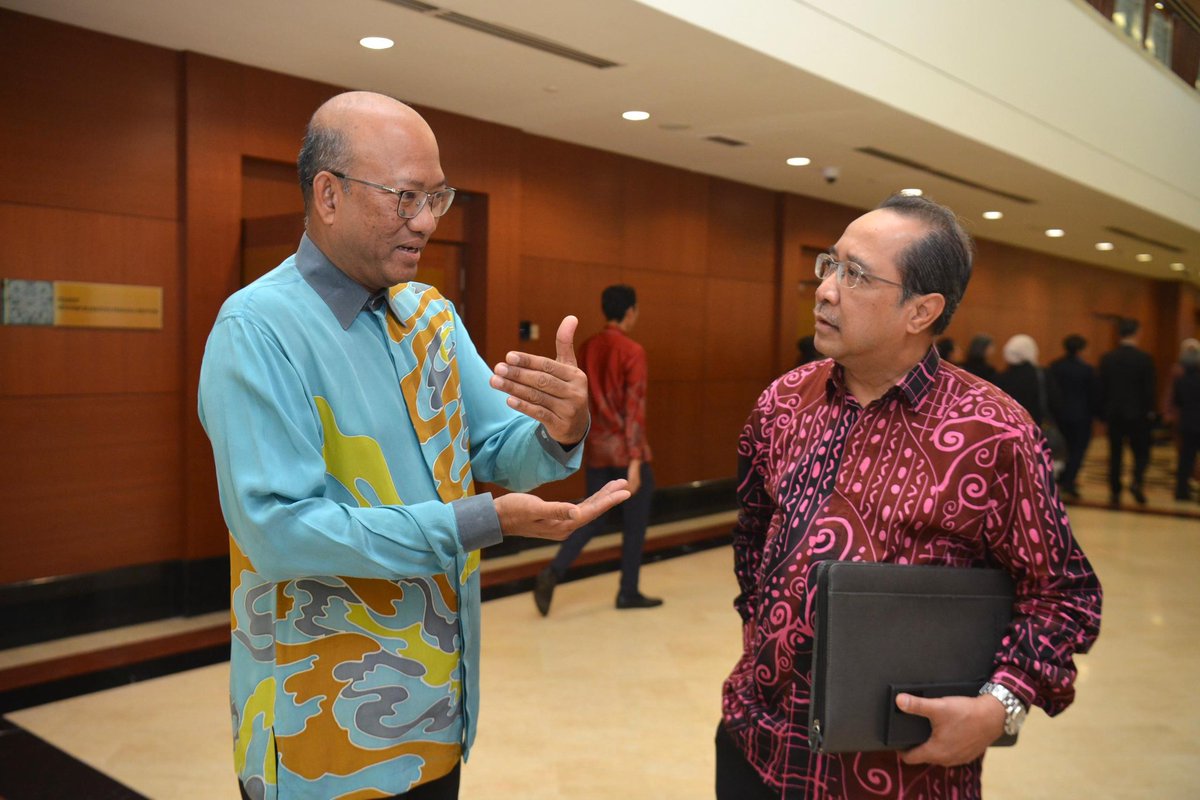 mykesuma's tweet photo. 📢 LINDUNG 24/7: Perlindungan Sepanjang Masa!

Akta 4 dipinda bagi memperkenalkan Skim LINDUNG 24/7 – perlindungan PERKESO 24 jam sehari, 7 hari seminggu, termasuk di luar waktu kerja.  

Inisiatif ini bakal memberi manfaat kepada 10 juta pekerja di Malaysia!  

#Lindung247 https://t.co/6iujOB3qQy
