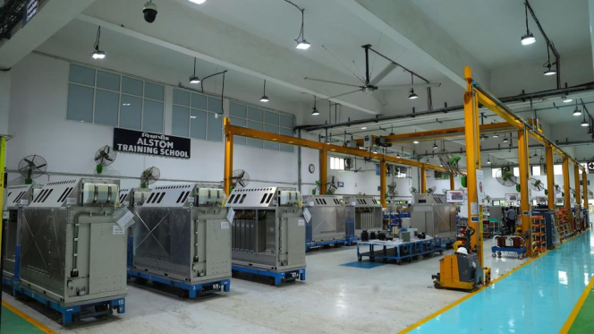 RailAnalysis's tweet image. Exclusive interview with Shri Vivek GARG, Managing Director – Services, Alstom India

Read more: railanalysis.in/exclusive-inte…

#Alstom #RailAnalysis #RailwayInnovation #MetroRail #VandeBharat #Maintenance #RailServices #SmartMobility #MakeInIndia #RailTechnology