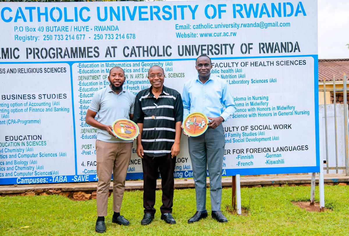 CUR_Rwanda's tweet photo. CUR extends its heartfelt appreciation to the NISHATI Project members for the valuable training provided to our staff. Your effort in empowering our staff aligns perfectly with CUR’s mission of fostering excellence in education, research, and innovation. Thank you for your time👏 https://t.co/QM0XEC0O5l