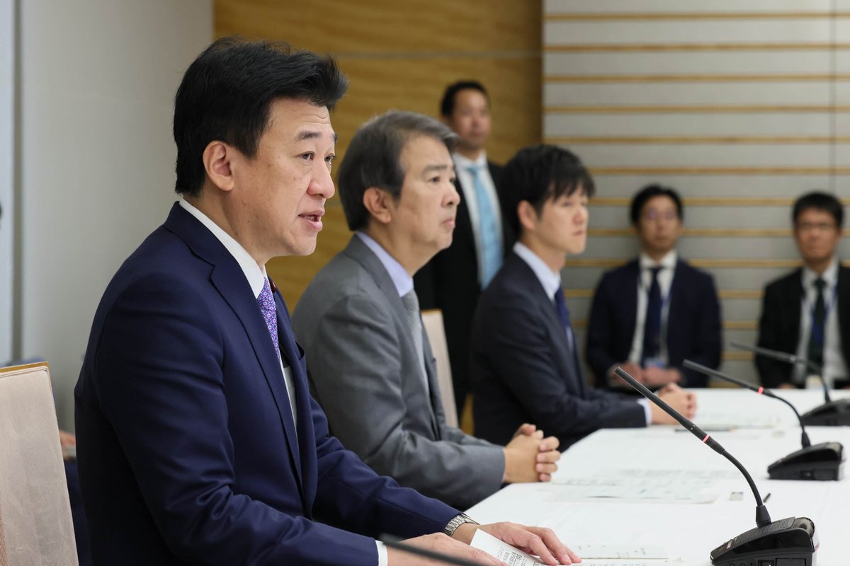 Kantei_Saigai's tweet image. 木原官房長官は、クマ被害対策等に関する関係閣僚会議を開催しました。
まずは、緊急銃猟制度を確実に運用し、市街地に出没したクマを迅速かつ的確に駆除することが重要であり、「クマ被害対策施策パッケージ」を早期に取りまとめ、政府の総力を挙げて地域の皆様の暮らしと安心を確保してまいります。