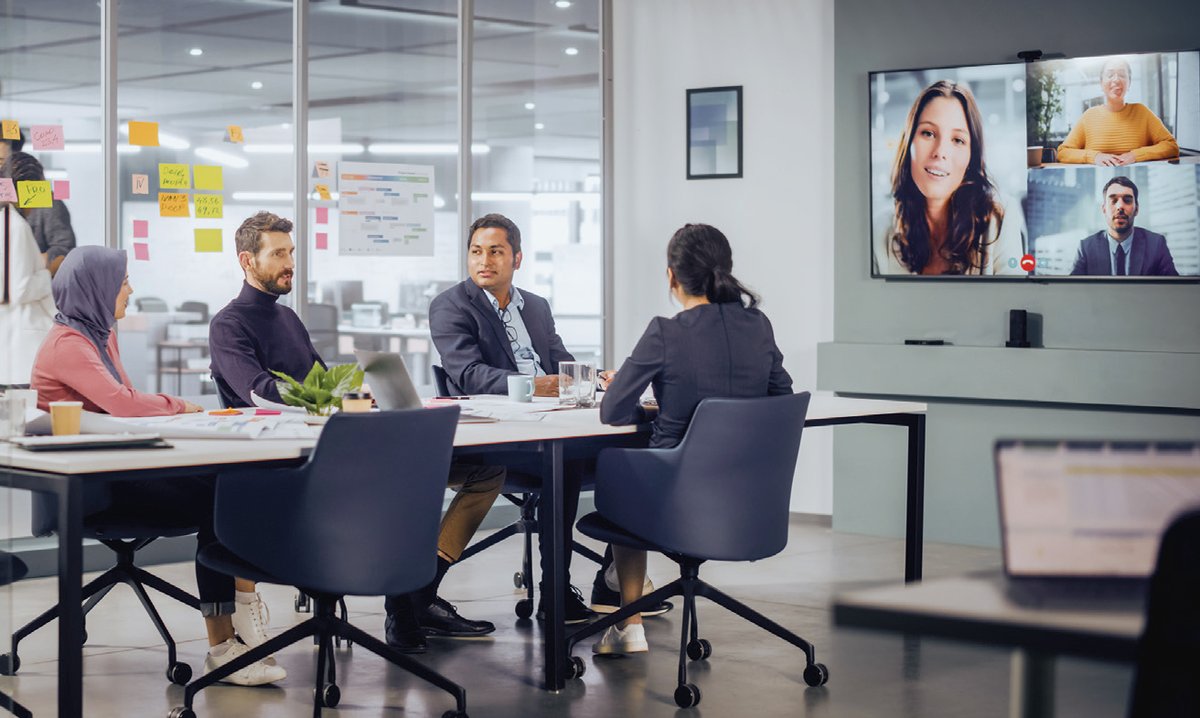 How does a leader choose the right communication channel? By understanding the audience’s position and dynamics, evaluating the pros and cons of each channel, and making a thoughtful decision. Here are the four essential components of effective connections.