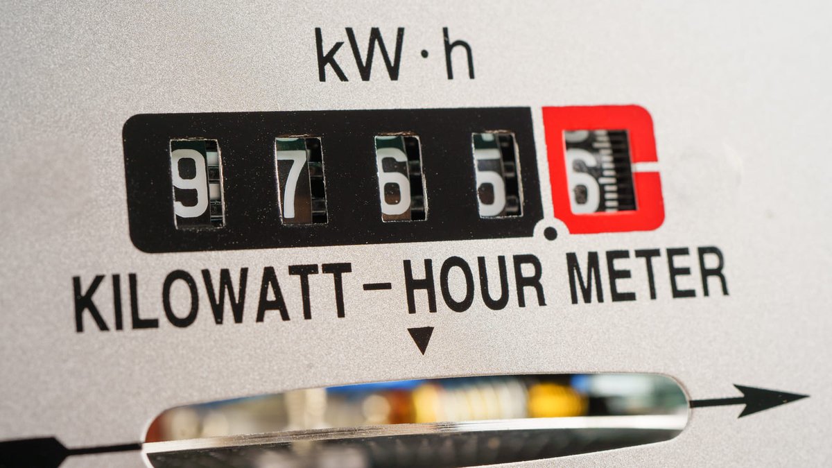 The UK and the EU try to make energy more affordable and secure, yet they approach the problem from different angles.

🔌Explore how the two strategies align and diverge in this analysis by our Brussels Editor Areti Ntaradimou: ow.ly/EVSP50Xk9X9