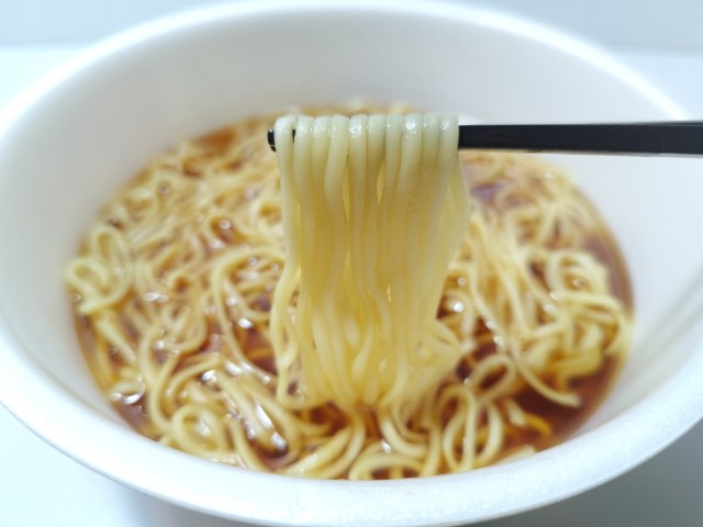 inukichi666xyz's tweet image. 【いぬきちのコンビニ飯ブログ】

【2025最新】LabQかけ醤油らぁ麺【ファミリーマート】芳醇な醤油スープのカップ麺です!!

商品の詳細はプロフィールのリンクからご覧いただけます。

#ファミリーマート #かけ醤油らぁ麺 #LabQ #コンビニ #コンビニ飯 #conveniencestorefood #グルメ #コンビニグルメ