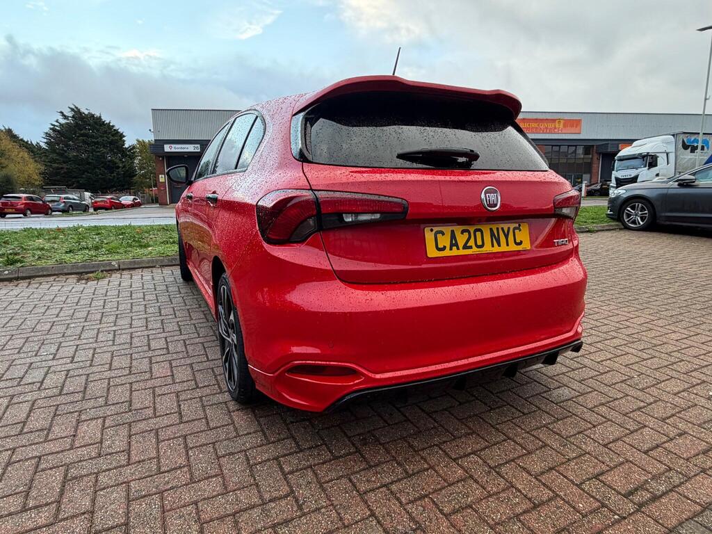 ManualsKE's tweet image. 🚗City ready. Stylish Efficient.
The  Fiat  Tipo gives you modern comfort with classic manual control. Perfect for Nairobi Streets and weekend gateways.

Fiat Tipo
Mileage: 107 826km
Registration: 2020 (20 reg)
Fuel type: Petrol
Body type: Hatchback
Engine: 1.4L
Gearbox: Manual…