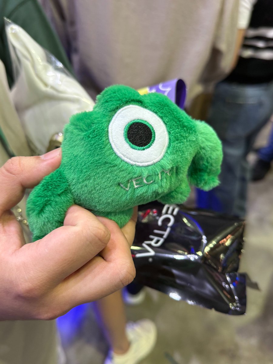 Vectra_AI's tweet image. Still buzzing from an incredible @GovWare!

It was great connecting with customers, partners, and peers across the cybersecurity community. 

Big thanks to M.Tech for the incredible support. Your partnership truly makes a difference. 

#GovWare #GovWare2025