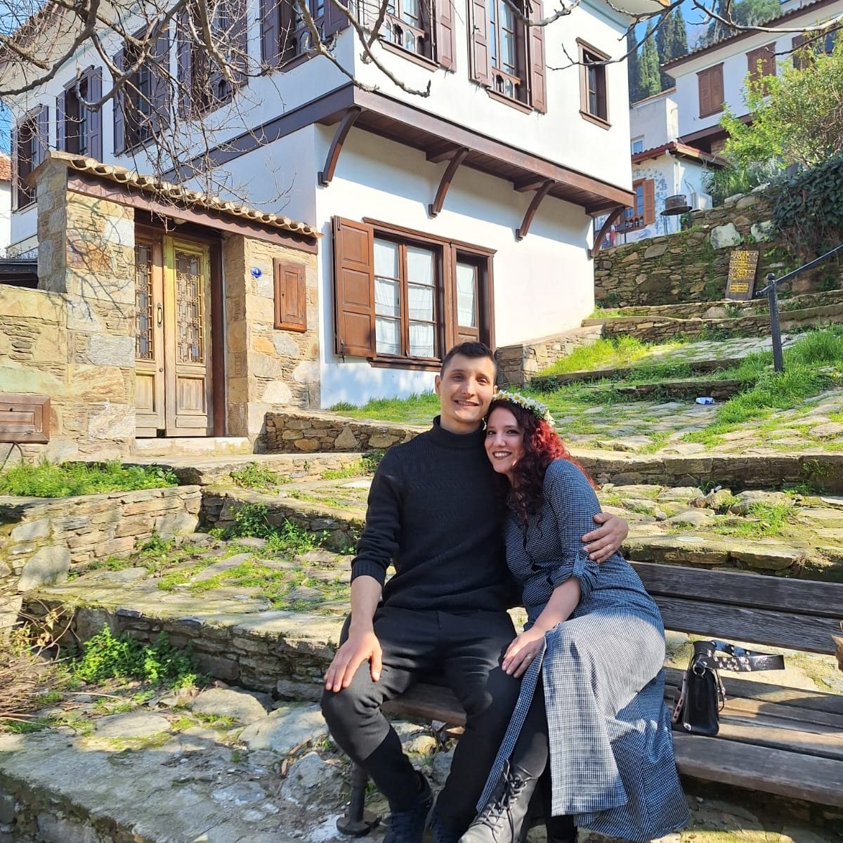 divitlimustafaa's tweet photo. O hayalleri yaşıyorum ve el üstünde tutuyorum 😎 https://t.co/uNtyq55BYm