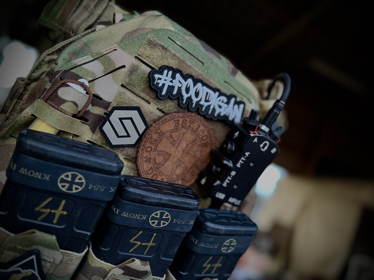 KNOWDOLUCK554's tweet image. 🚨‼️NEW ARRIVAL‼️🚨

#FOODIGAN ICONIC PVC PATCH⚡️⚡️
¥3,000

お待たせしました‼️
ウマいモノを追い求める過激な美食家たちのサバゲーライフをさらにググッとcoolに演出するイカしたPVCパッチが新たにラインナップ🤩‼️

今週末3連休 #マネーゲーム東北 #爆裂祭 にて先行販売開始するよ🤟😎‼️