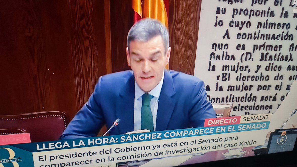 - Bienvenido al Senado, señor presidente. 
- No, no, no he senado. Ni siquiera he comido.
