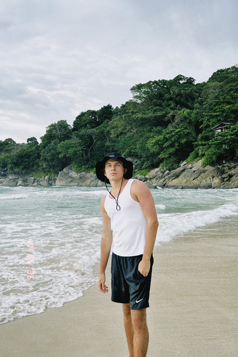 gleb (@goawffff) on Twitter photo 