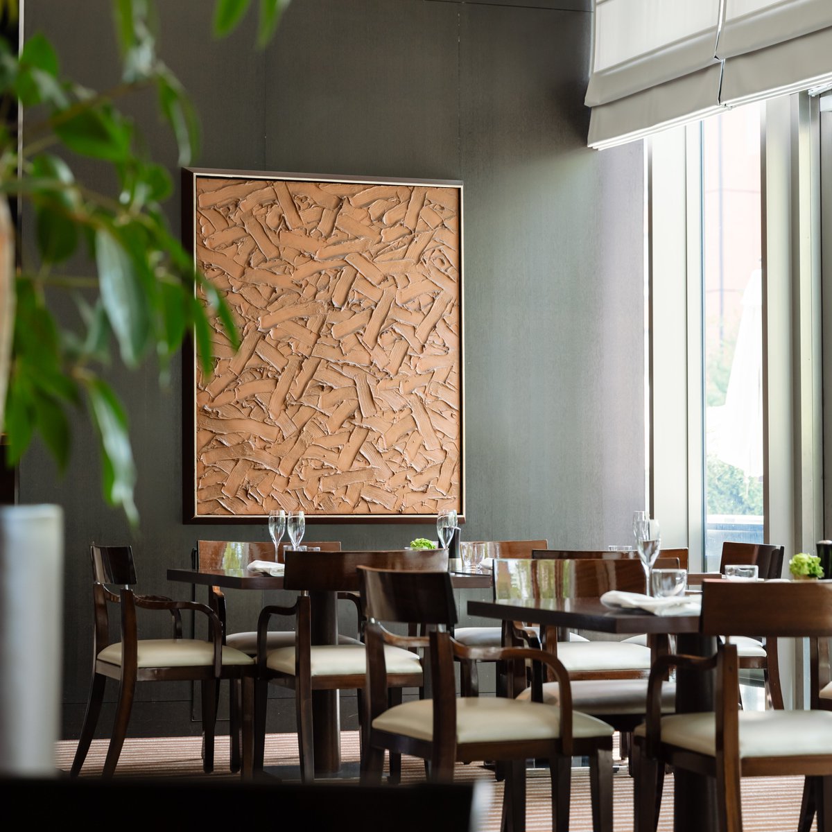 「フレンチ キッチン」にて、#栗 や #シャインマスカット など #秋の味覚 をご堪能いただける「オータム ハーベスト アフタヌーンティー」を、11月1日(土)から30日(日)までご提供🌰

深まる秋の午後は #アフタヌーンティー とともに優雅なひとときをお楽しみください。

tokyo.grand.hyatt.co.jp/restaurants/re…