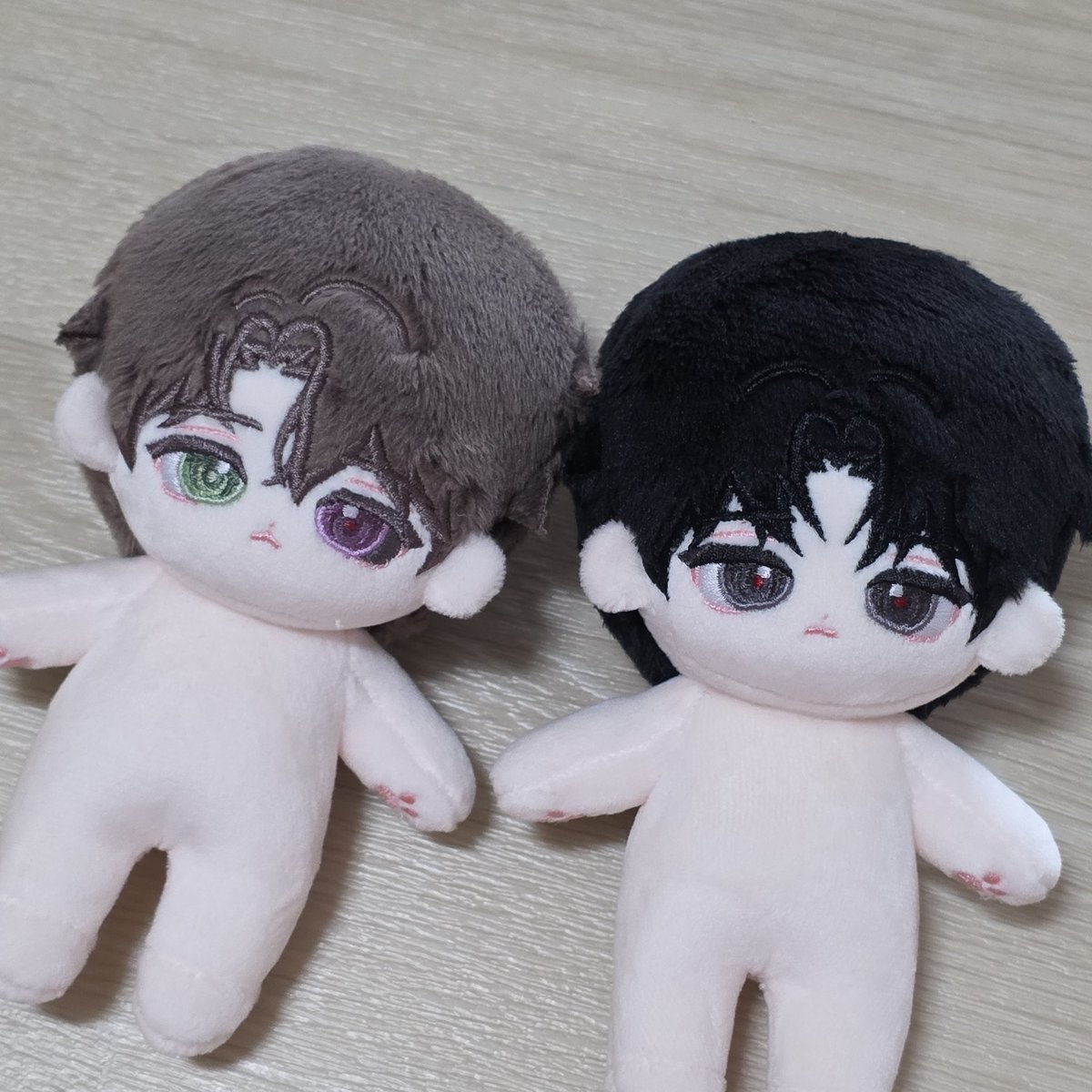 Sloth_spring's tweet image. 진짜 귀엽다... 근데 공장이 뼈 추가했는데 둘다!! 뼈를 안 심어줬어요... 이번에도 선금으로 남겨두기로했어요... 덕분에 수정비까지해서 160위안이 선금으로 들어가있는 상태라 조만간 새로운 도안을 가지고 꼬푸에 가야만...! 원래는 변온원단 무속성 부터 하려고 했는뎁쇼... 꼬푸가!!!