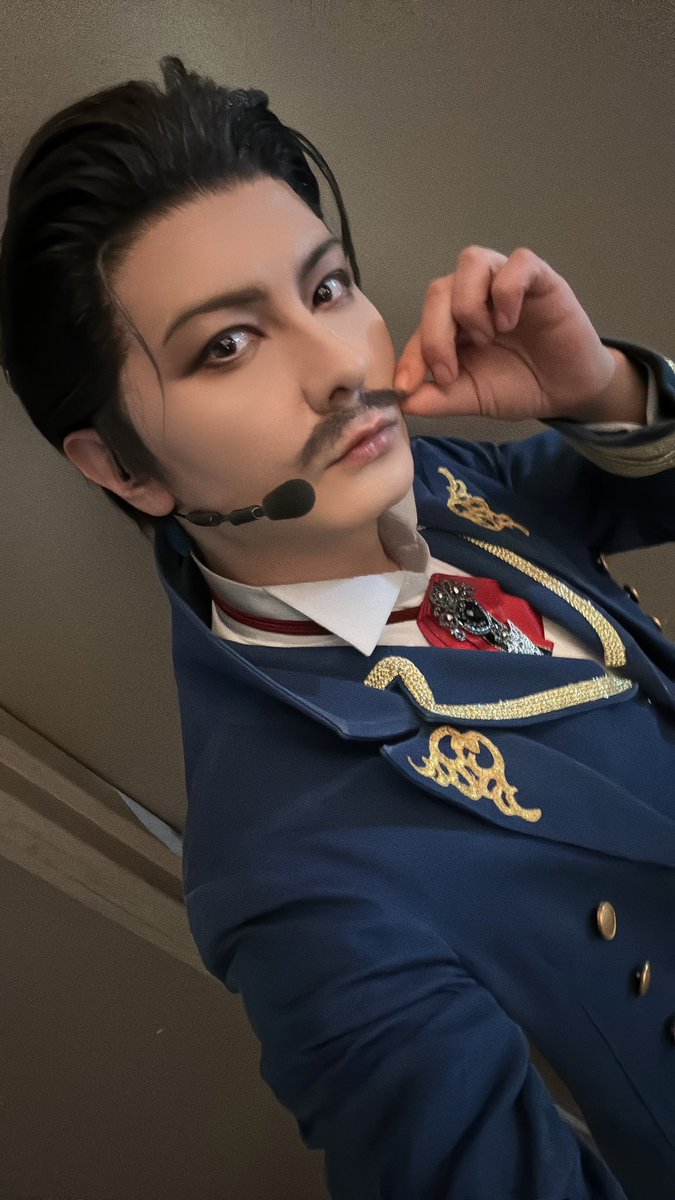 Ray_FJT's tweet photo. #刀ミュ 10周年、
おめでとうございます！！
素敵な景色をいっぱい見せて頂きました。
只今絶賛稽古中の新作、
〜静かなる夜半の寝ざめ〜も
しっかり精進させて頂きます！！
#fujitaray #dustz
#榎本武揚 #足利尊氏 https://t.co/x1kLY3A8VM