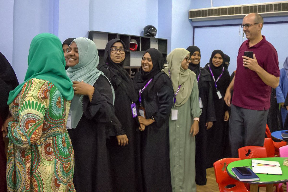✨ Throwback to two inspiring days with Wonderseekers from Sri Lanka! ✨
On April 27–28, our students, Care Society &amp; Dhondhooni teachers joined storytelling sessions that sparked imagination, confidence &amp; creativity.
Thank you, Wonderseekers! 💫📚🎭
#Storytelling #CreativeArt
