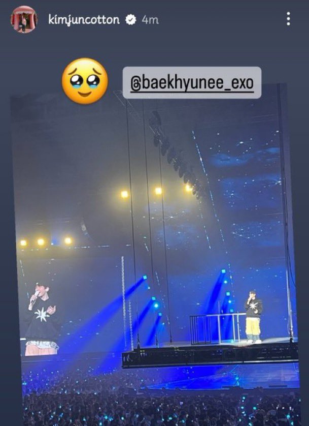 Lu_exo82's tweet photo. NEVER stop trusting All EXO MEMBERS over $‌hity pink company!!!
Please don’t doubt the trust and bond between All EXO members! https://t.co/m4Qa2IPHx6