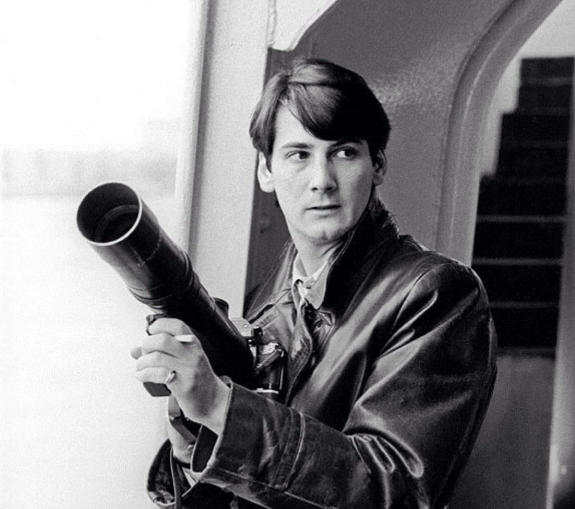 The_East_End's tweet image. Rarely has the Woolwich Ferry been so glamorous! Singer 
@TheTonyHadley in Spandau Ballet&apos;s &apos;Communication&apos; video, complete with obligatory car chase in a Ford Capri..! #eastend #spandauballet