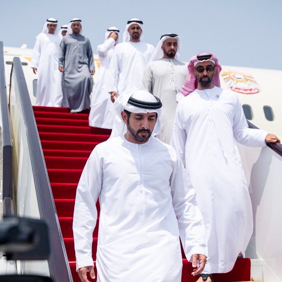 هؤلاء المجرمين يتحملون كل قطرة دم تسقط في السودان، هذه الشجرة الخبيثة التي تمول الخراب والدمار في كل بقعة من العالم، يحملون وزر الإجرام في رقابهم جميعًا!