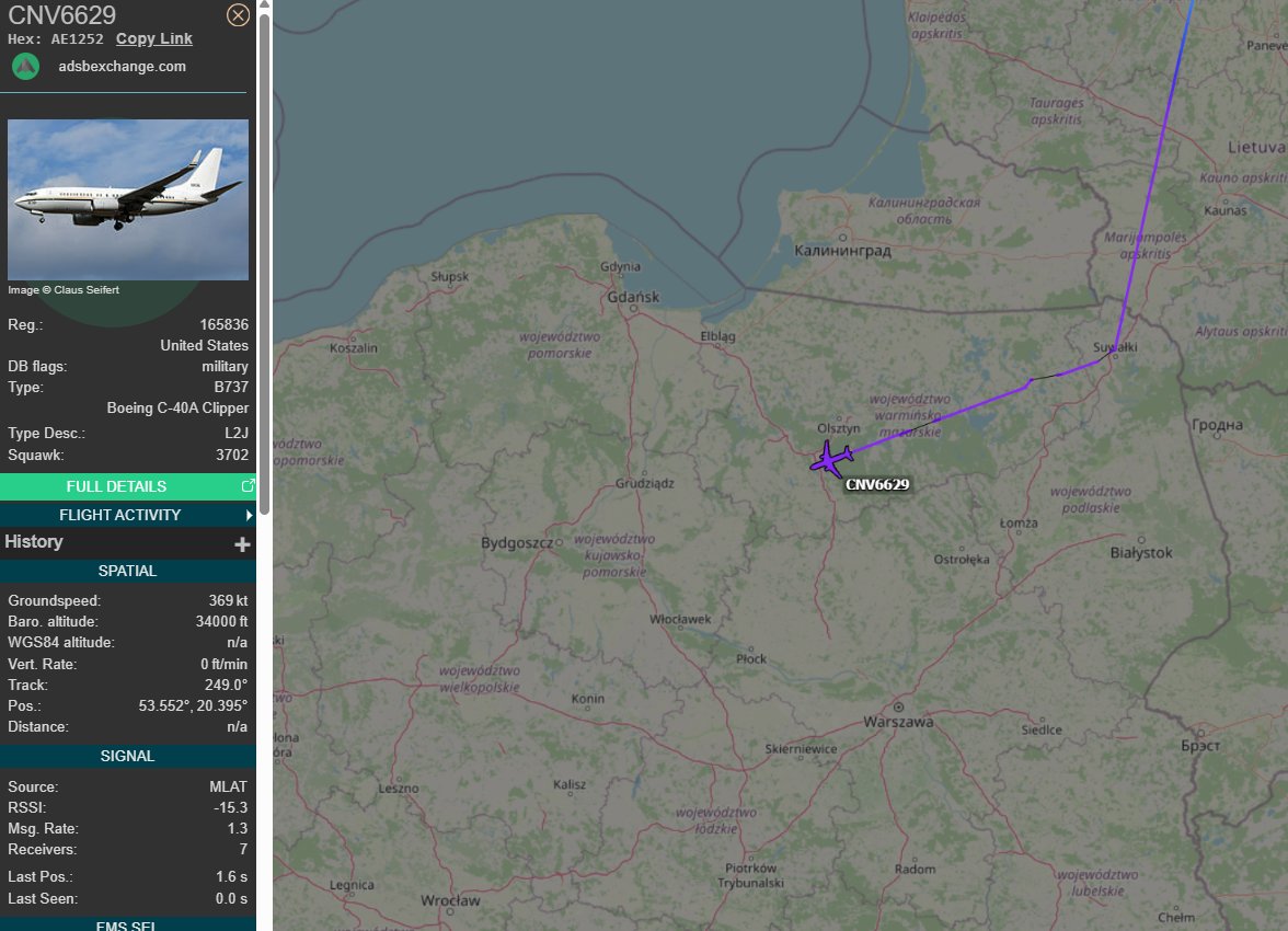 PolishMilRadar's tweet image. 📅 30.10 ⌚️ 09:25LT - 🇺🇸✈️ C-40A Clipper #USNavy tranzytem

🇺🇸 Marynarka Wojenna Stanów Zjednoczonych
✈️ Boeing C-40A Clipper (737-7AFC(WL)) "165836"
🛫 Ryga #EVRA 🇱🇻
🛬 Baza Lotnicza Rota #LERT 🇪🇸
#CNV6629 leci tranzytem na FL340
🔗 globe.adsbexchange.com/?icao=ae1252

#POLMILRADAR