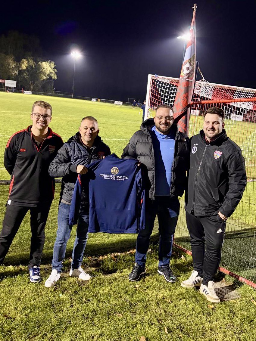 Great to have Leigh from Cornerstone down at Tuesday night’s game 👏
Cornerstone have kindly sponsored our new matchday tracksuits — thank you for your fantastic support! ⚽
🔗 cornerstone-dbr.co.uk

📸 Pictured with committee members Matt, Vice Chair Steve &amp; James.
