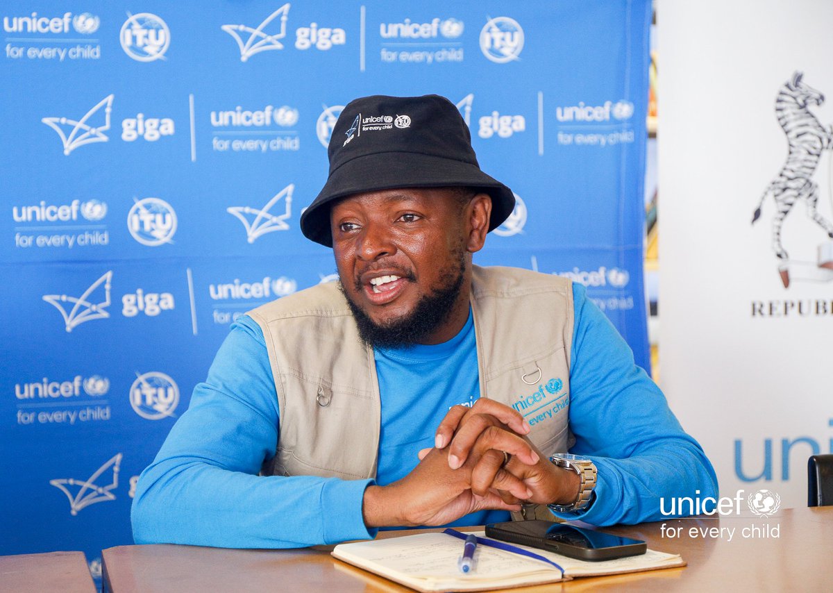 UNICEFBotswana's tweet image. #TBT to our visit to Nata SSS
Together with #SmartBots, the #GIGABotswana team is connecting schools to reliable internet - empowering teachers &amp;amp; students with digital tools for a brighter future. 
#ForEveryChild #UNICEFBotswana #DigitalLearning #ConnectivityForAll