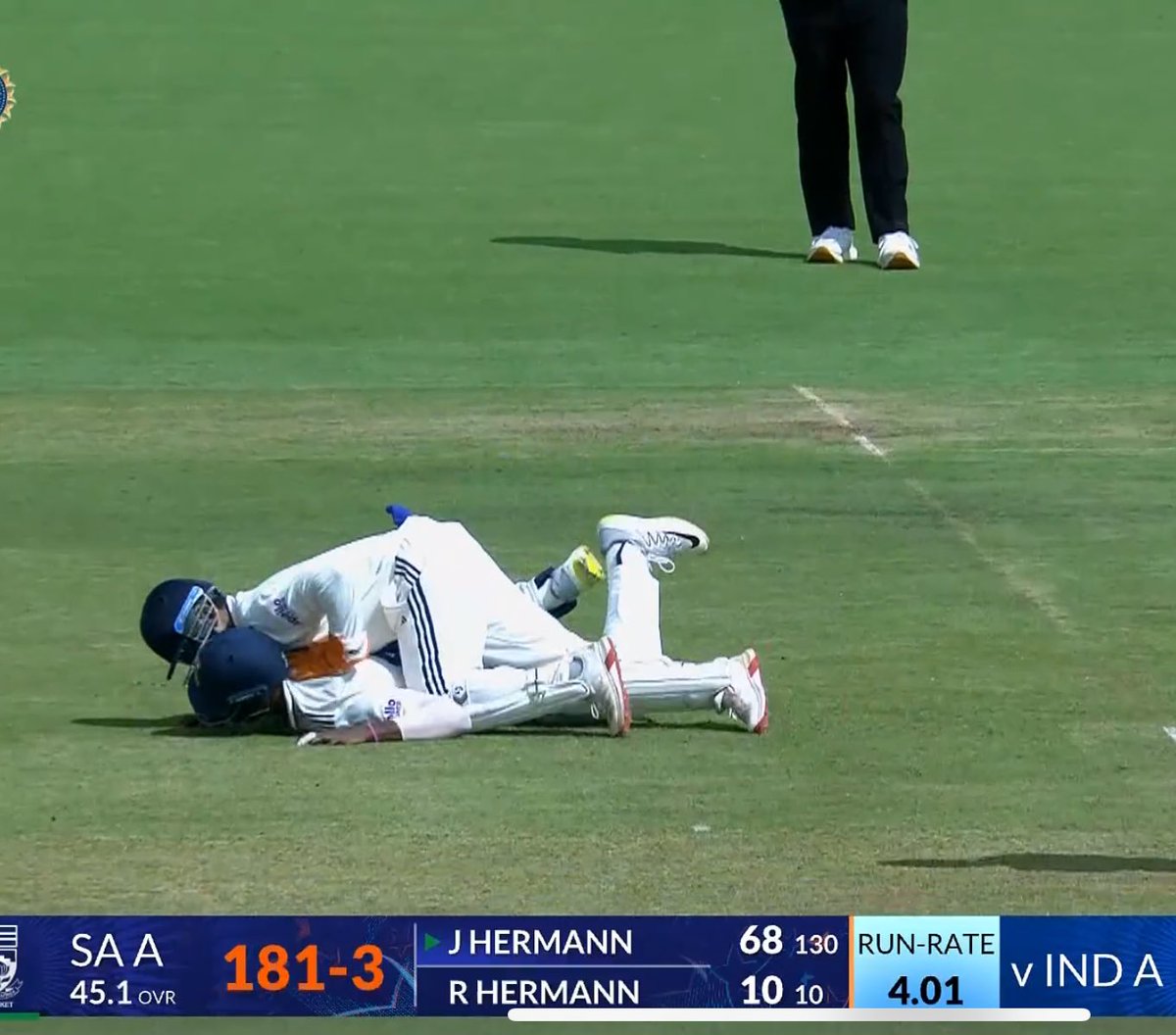 PrashantShokee7's tweet image. Rishabh Pant is indeed a supportive captain .