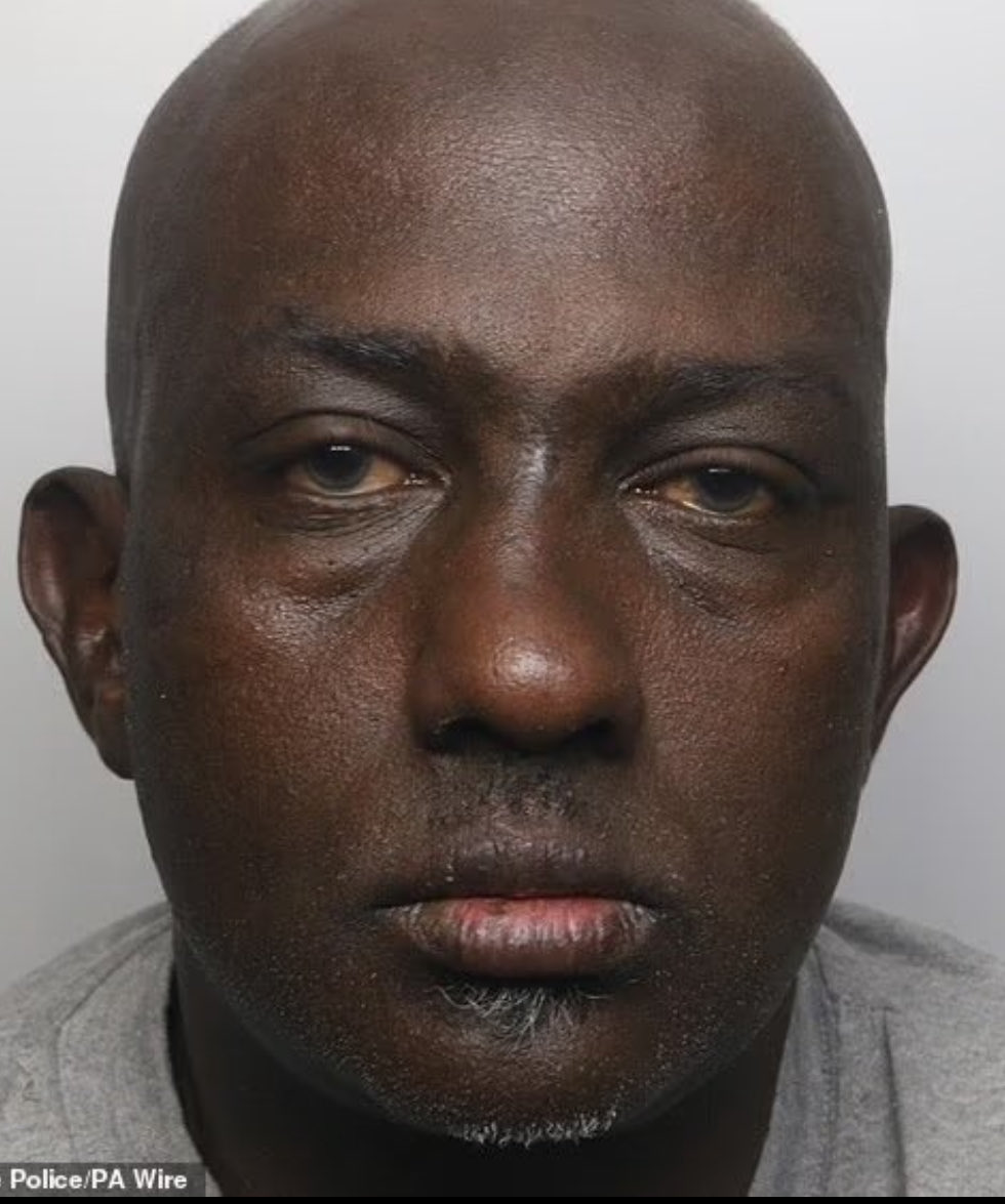 StarkNakedBrief's tweet image. More on Somalian asylum seeker who was sentenced yesterday for randomly stabbing Gurvinder Singh Johal:
It appears it's been effectively buried and even omitted in a lot of articles, but in another incident before the murder Haybe Cabdiraxmaan Nur (pictured) said...
"F***…