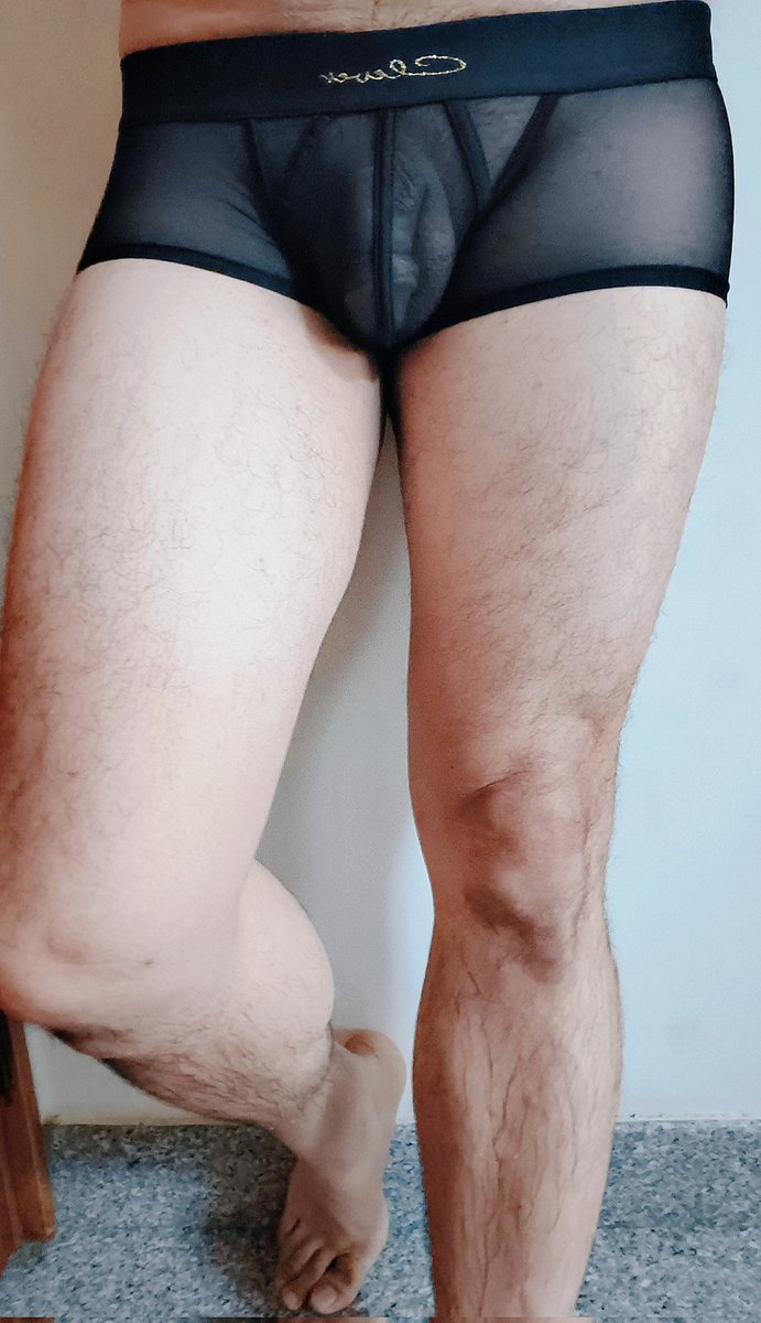 Pride Month
每天都穿條新內褲是應該的吧？！
是說今天被命令強制裸露
穿這樣應該什麼都看不到吧？😱🥹
美國Clever的透網內褲會太色嗎？