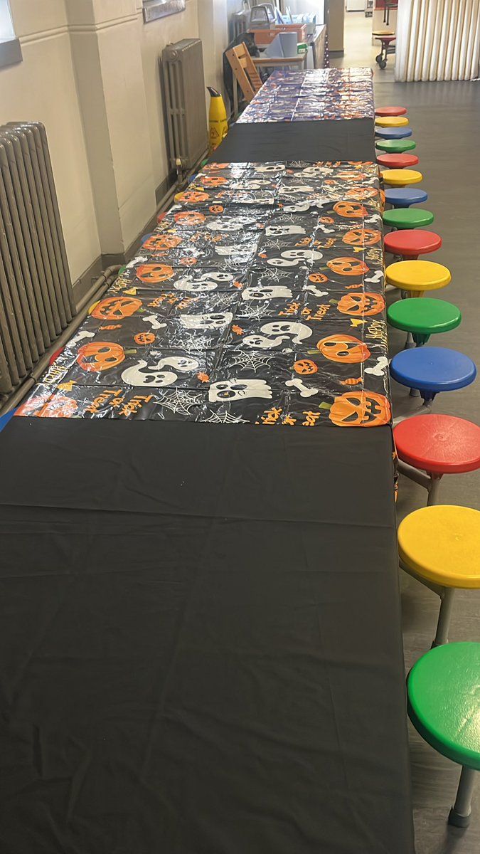 KPS_OOSC's tweet photo. Set for party games and prizes! https://t.co/JXgJuAixXw