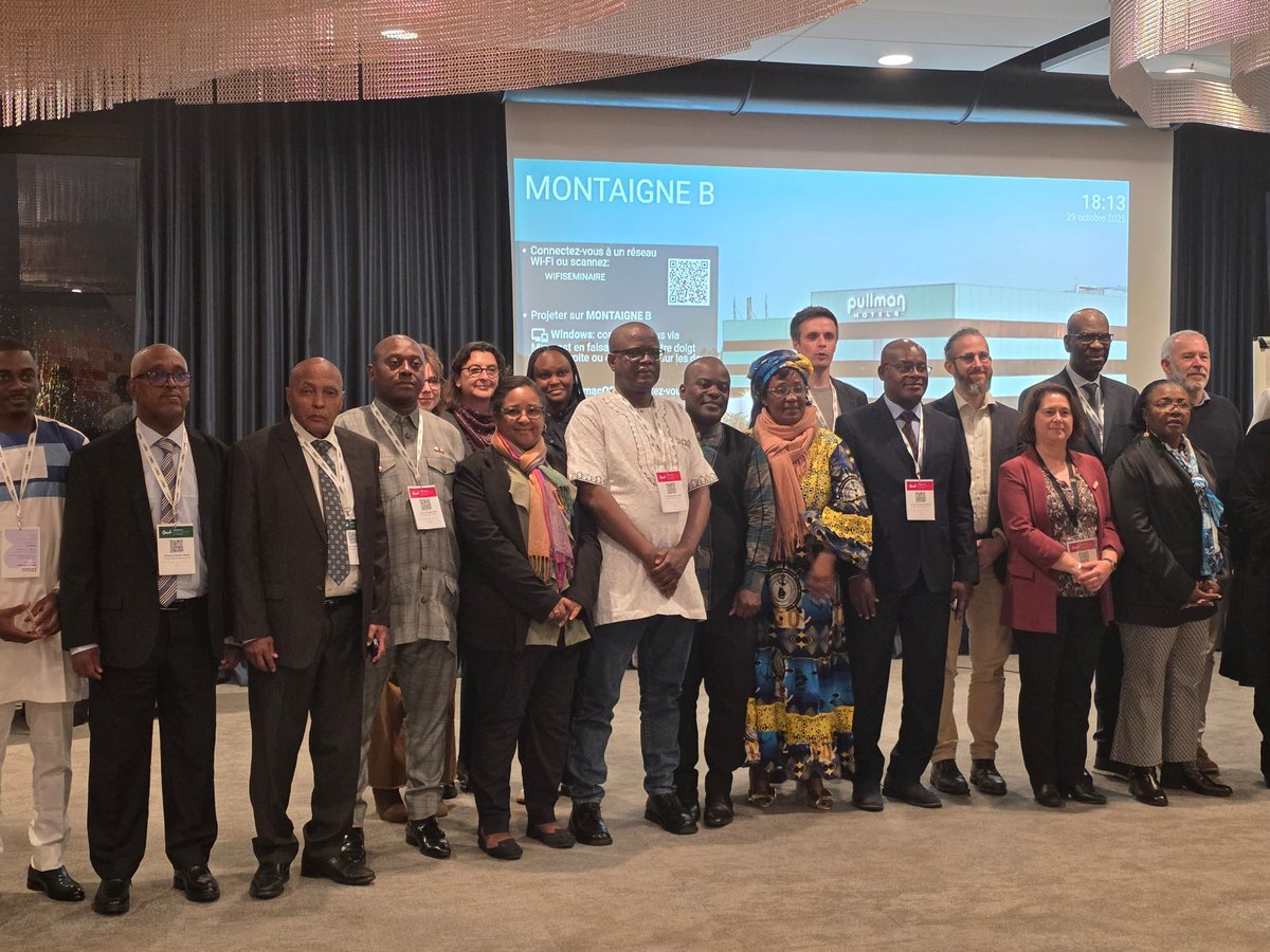 ConseilCrt's tweet photo. 🇩🇯 Djibouti représentée à Bordeaux!
Les présidents des régions de Tadjourah et d’Obock participent à la Commission AIMF "Villes en Transition Économique" en marge du Forum ESS 2025.
Gouvernance locale, emploi décentralisé, ESS: Tadjourah et Obock partage leur vision! https://t.co/KslEDVd6wX