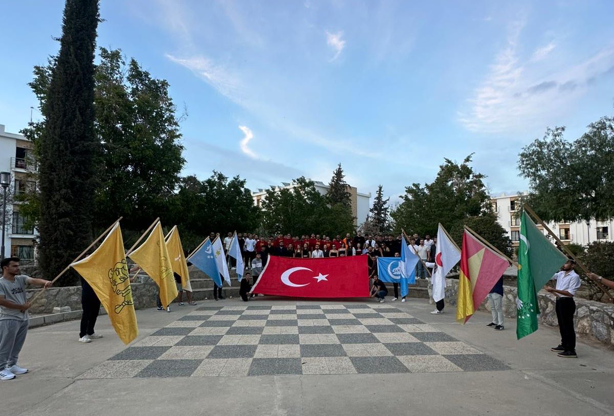 Bir kez daha anlaşılmalıdır ki Bu Vatanın Öz evlatları ÜLKÜCÜ TÜRK Gençliğidir Fakülteler de, Sınıflar da, Sokaklar da  adım attığımız heryer bizimdir 
Sayılmayız parmak ile tükenmeyiz kırmak ile.
<a href="/ayyildirim1/">Ahmet Yiğit Yıldırım</a> 
<a href="/fatiharici61/">Fatih Arıcı 🇹🇷🇦🇿</a> 
<a href="/KKTCUlkuOcak/">KKTC Ülkü Ocakları</a> 
<a href="/KKTCULKUOC99161/">KKTCULKUOCAKLARIUNİVERSİTELER</a>