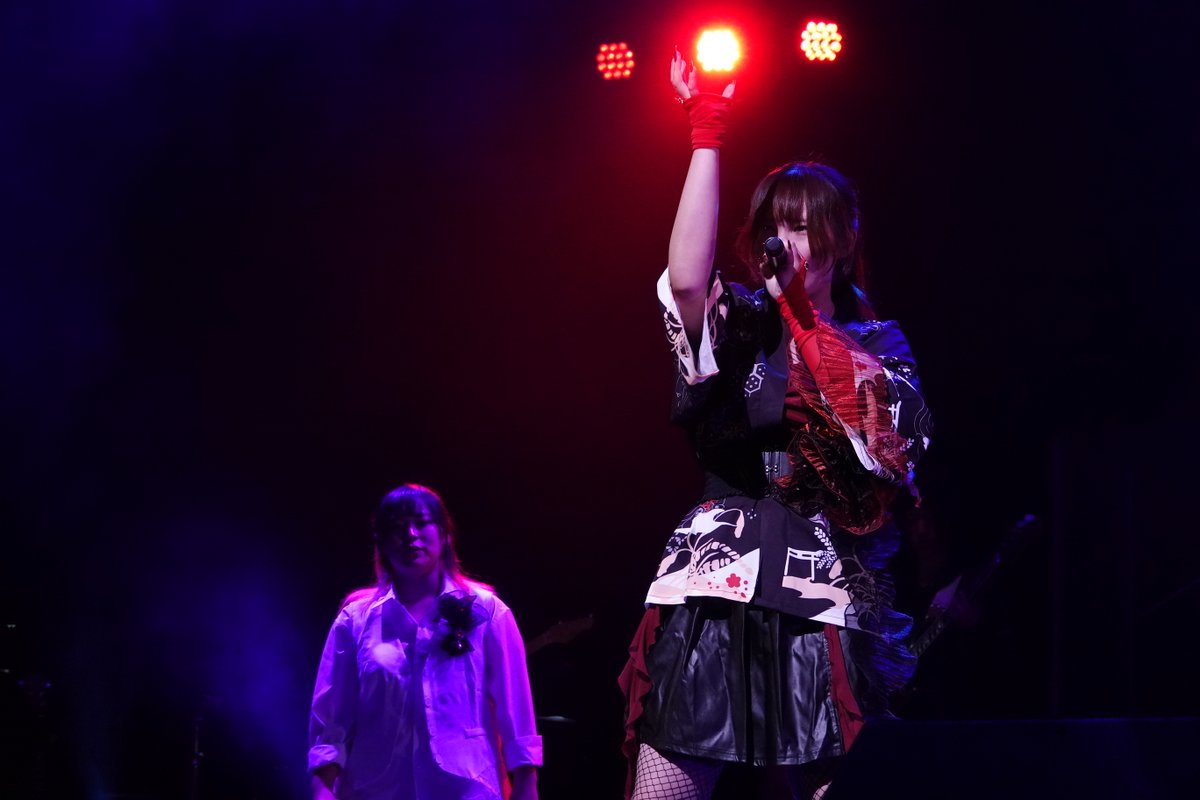 senzoku_AS's tweet photo. 【終演報告】
10/25(土)「Hyper Anison Spark 2025」
無事に終演いたしました！！

生バンドの迫力のある熱いサウンドに、
ダンスコースの優雅で煌びやかなパフォーマンス✨

学生それぞれの「好き」へのエネルギーが込められた、元気をもらえる公演となりました！！ https://t.co/hqgJonXKQZ