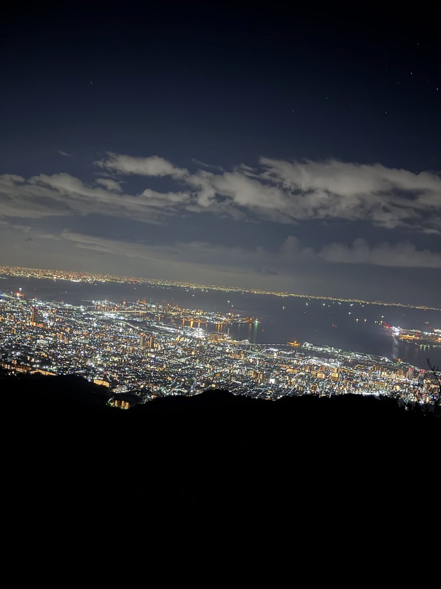 nonomae_01's tweet photo. ちょっと前夜景いってきた
摩耶山と生駒山
海の方も行きたい誰か横乗って https://t.co/VwlQbQ1Rs1