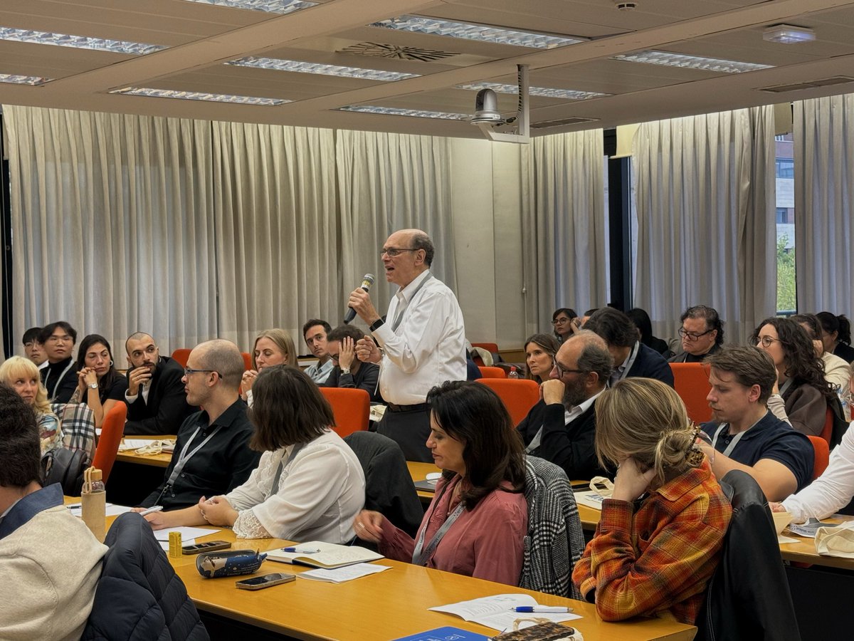 Day 2 of the #EUDisinfo_Congress kicks off!
🎙️ EU Jean Monnet Chair: EU, Disinformation and Fake News with <a href="/carloseliasuc3m/">CARLOS ELIAS</a>, <a href="/bellapalomo/">Bella Palomo</a>,Raquel Alonso &amp; <a href="/gravesmatter/">Lucas Graves</a>. 
📍<a href="/uc3m/">UC3M</a>

🎥 Follow live: youtube.com/live/40kQcXVwr…