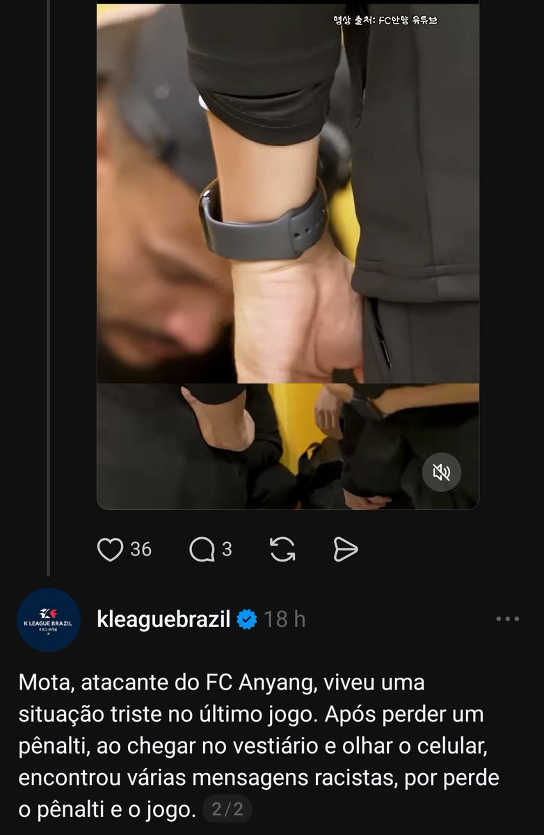 japaofcbr's tweet photo. ABSURDO!

Tirado da rede vizinha.

Tem nem o que falar sobre isso...