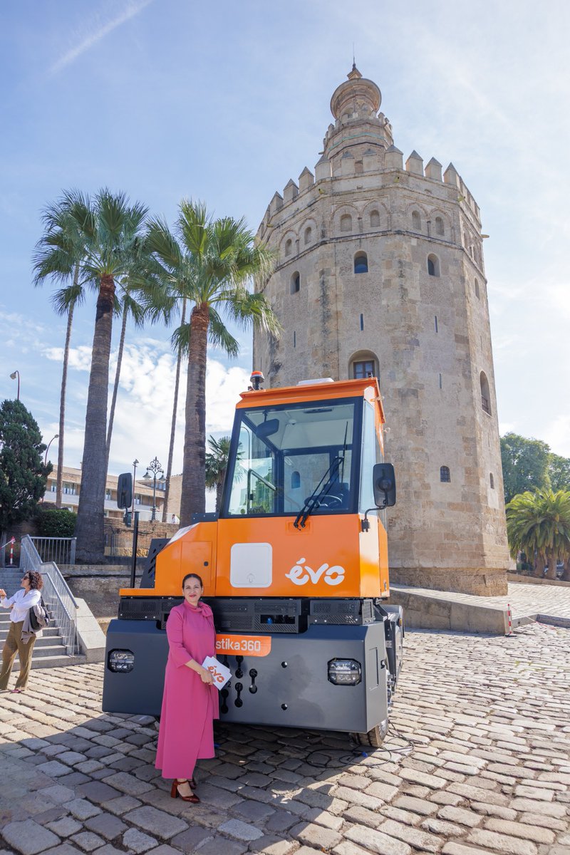 Presentación del primer vehículo industrial impulsado por hidrógeno verde. 🚚 
Un vehículo único en el mercado que ha sido desarrollado por la empresa sevillana <a href="/HidrogenoP2/">ÉVOLUTION SYNERGÉTIQUE</a>  y que promete ser toda una revolución en la descarbonización del transporte industrial👏