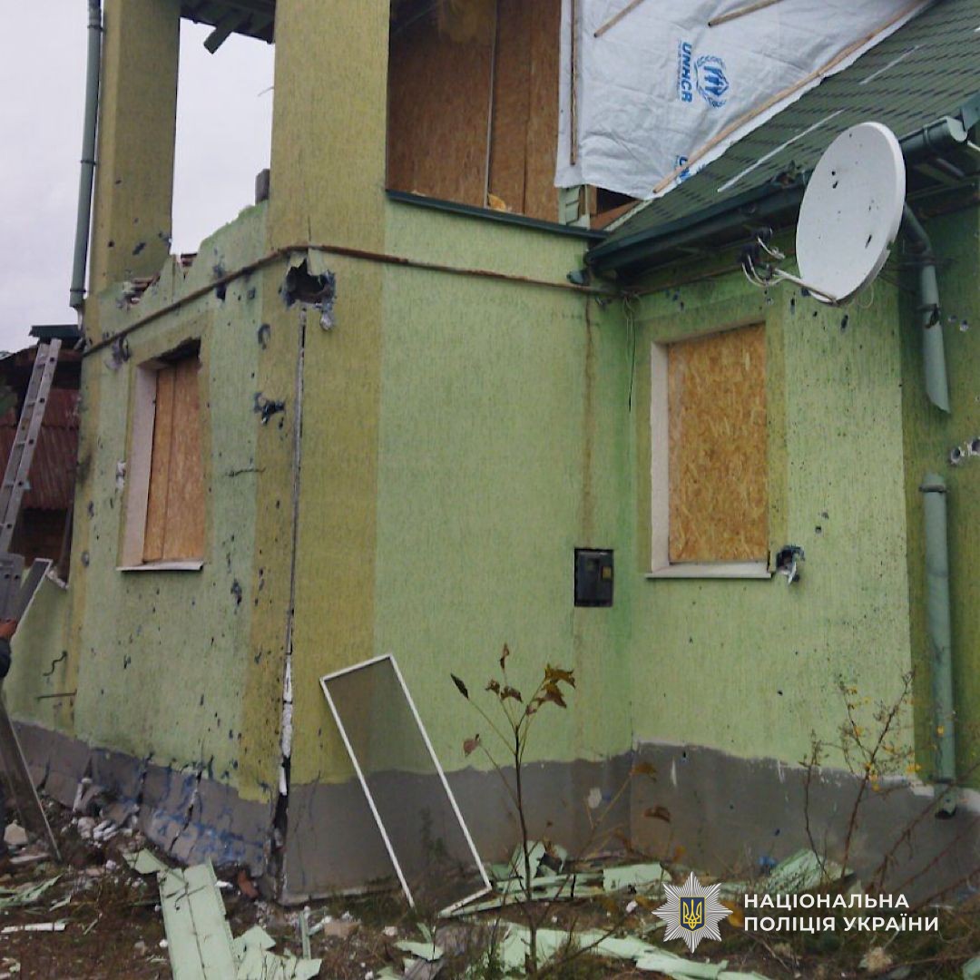 GUNP_Dnipro's tweet image. На Дніпропетровщині внаслідок російських атак двоє людей зазнали поранень: поліція документує наслідки чергового воєнного злочину
Джерело: dp.npu.gov.ua/news/na-dnipro…
@34_tv
@news112ua
@istv
#Поліція_на_війні #Дніпро #новини