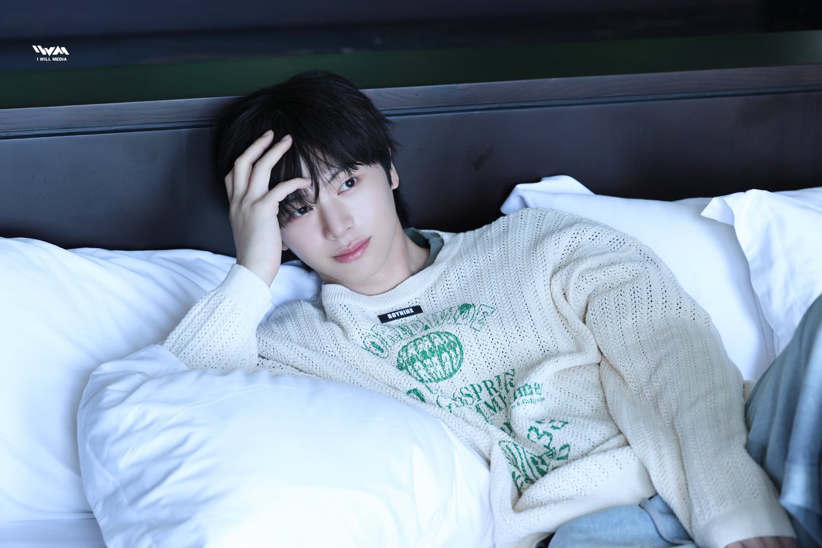 육성재(YOOK SUNGJAE) tweet media