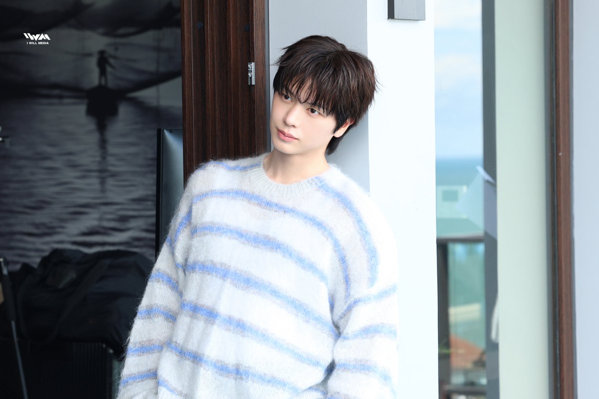 육성재(YOOK SUNGJAE) tweet media