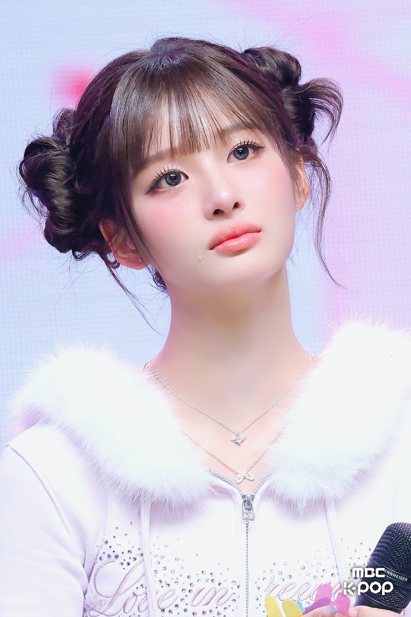 MBC_entertain's tweet image. 꼭 올 거라고 믿어온 순간🥹🏆
엔믹스랑 엔써가 함께 만든 영원할 발렌타인🎂🍫

📷 ☞program.imbc.com/Photo/musiccor…

251025 #쇼음악중심 #음중 #1위 #NMIXX #엔믹스
@NMIXX_official