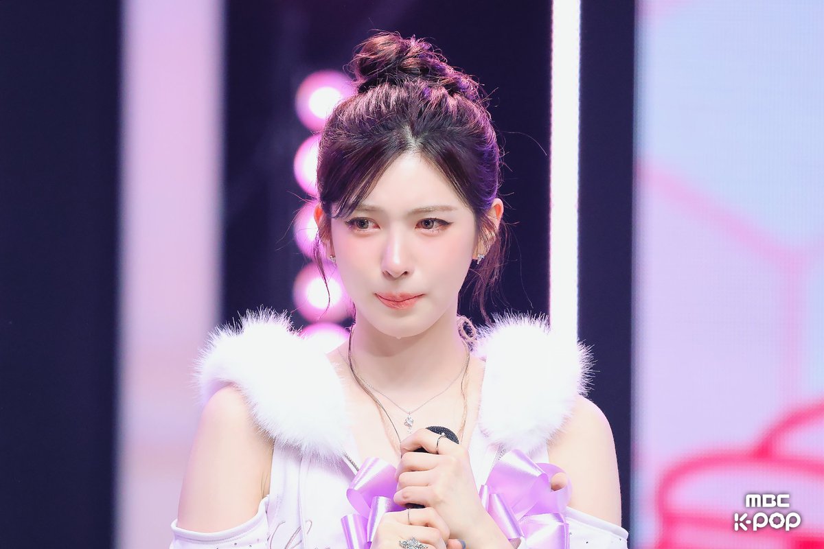 MBC_entertain's tweet image. 꼭 올 거라고 믿어온 순간🥹🏆
엔믹스랑 엔써가 함께 만든 영원할 발렌타인🎂🍫

📷 ☞program.imbc.com/Photo/musiccor…

251025 #쇼음악중심 #음중 #1위 #NMIXX #엔믹스
@NMIXX_official