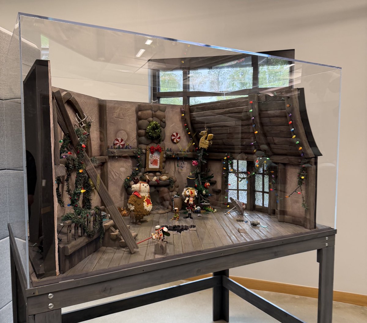 LiaqN_'s tweet image. EPIC本社すごすぎる