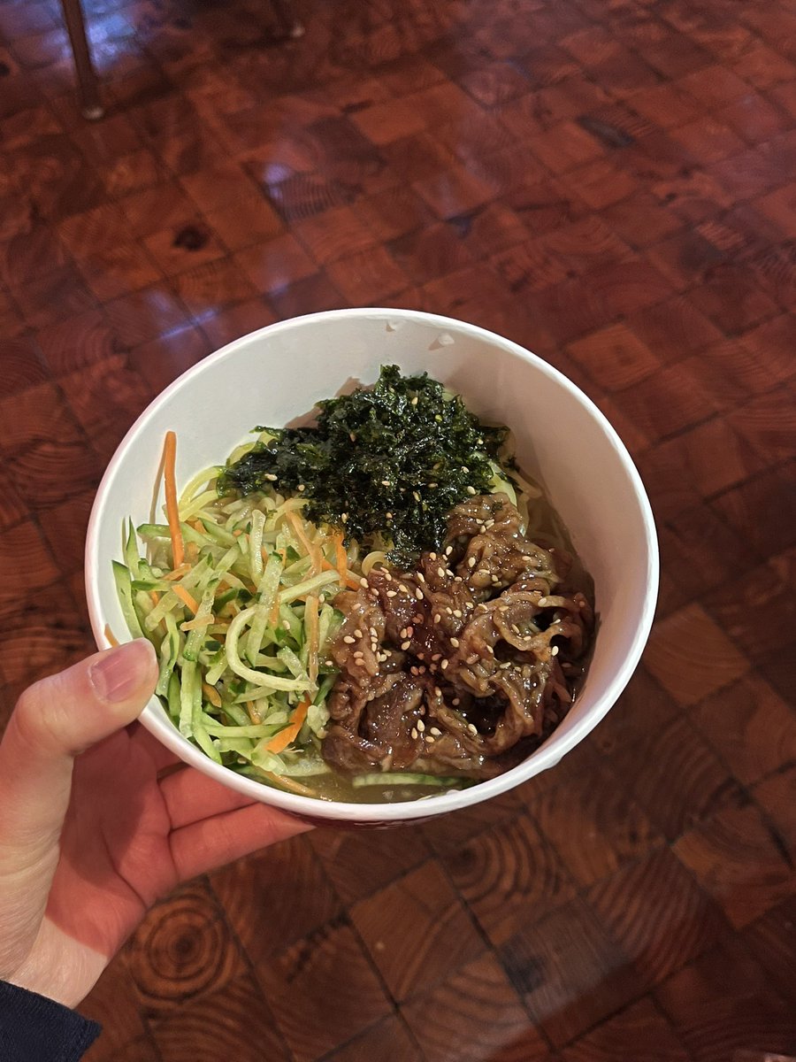 _hacchiii8's tweet photo. シーで食べれるこれほんっまに美味しすぎ https://t.co/haRpEuc7Sr