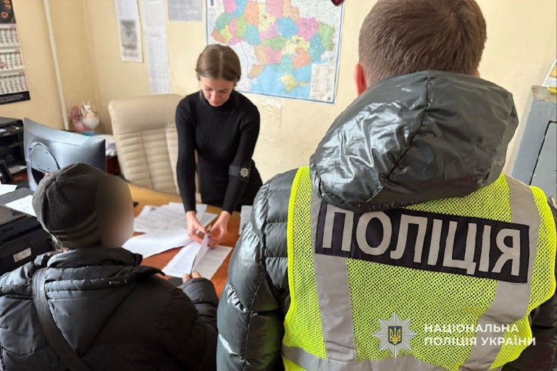 GUNP_Dnipro's tweet image. Шахрайська схема з квартирами у Дніпрі на понад 2 мільйони гривень – слідчі повідомили про підозру двом фігурантам
Джерело: dp.npu.gov.ua/news/shakhrais…
@34_tv
@news112ua
@istv
#Поліція #Дніпро #новини