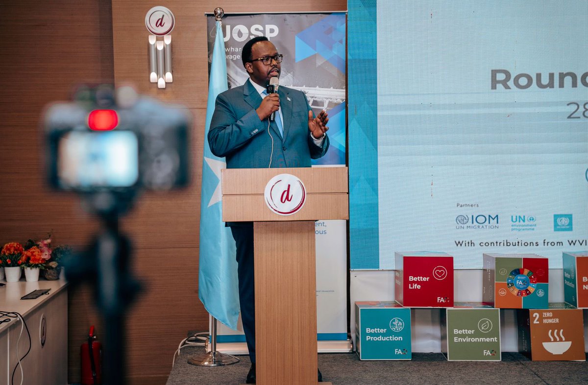 Ariane Luff tweet media